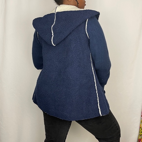 Parka Style Oversized Navy Blue Sweater - Picture 4 of 4